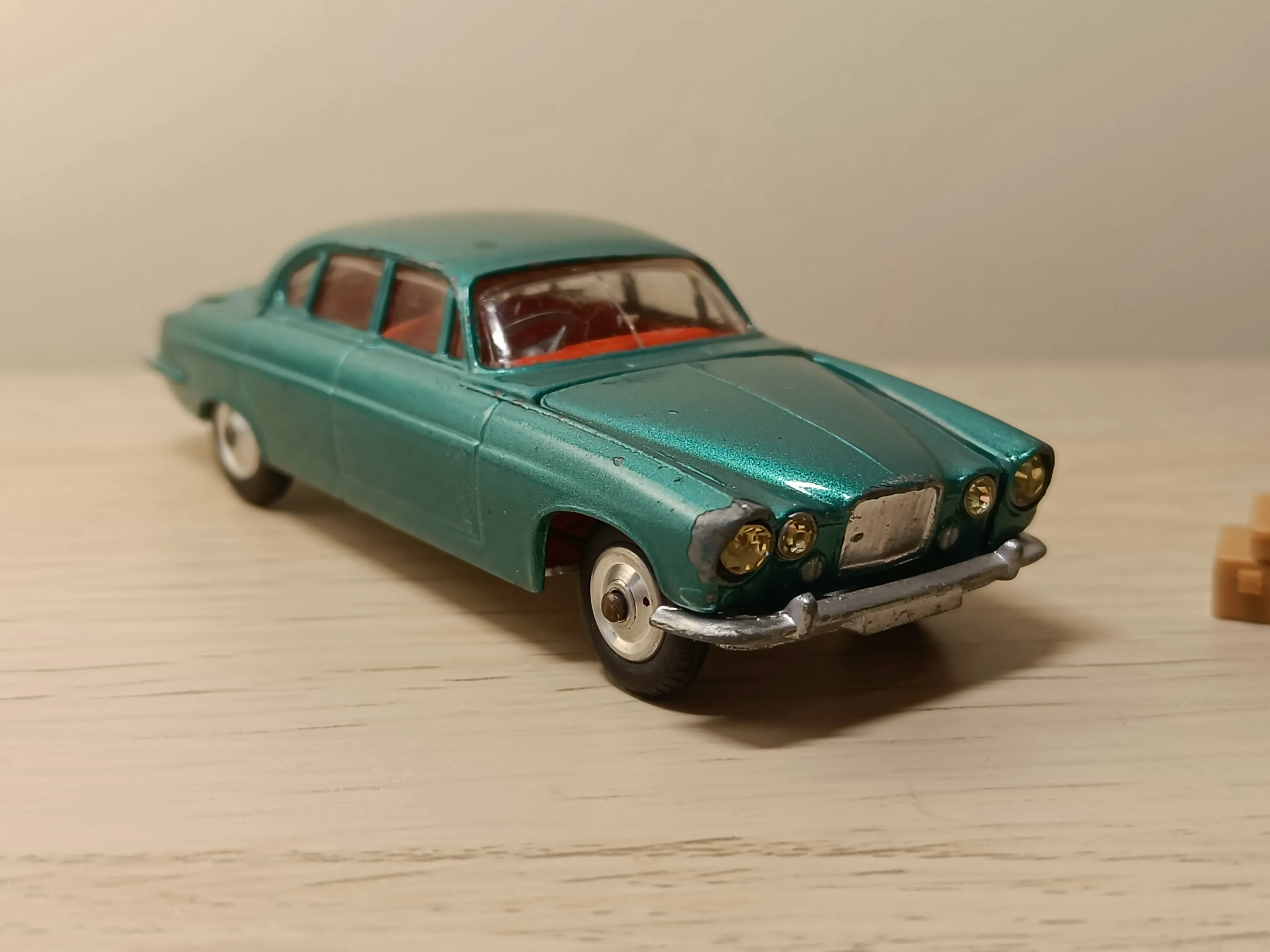 238 Jaguar Mk X