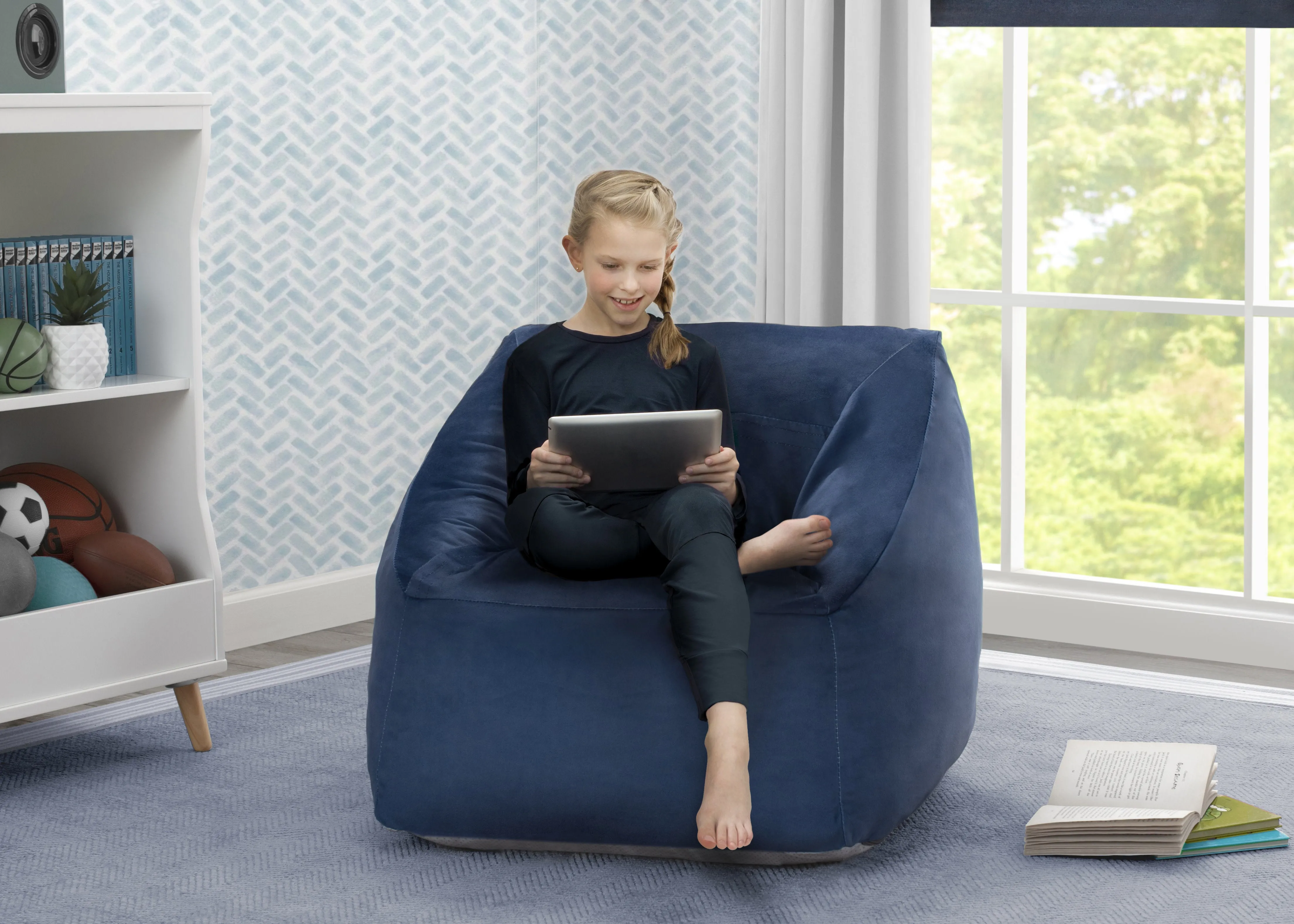 Cozee Cube Chair, Kid Size (For Kids Up To 10 Year Old)