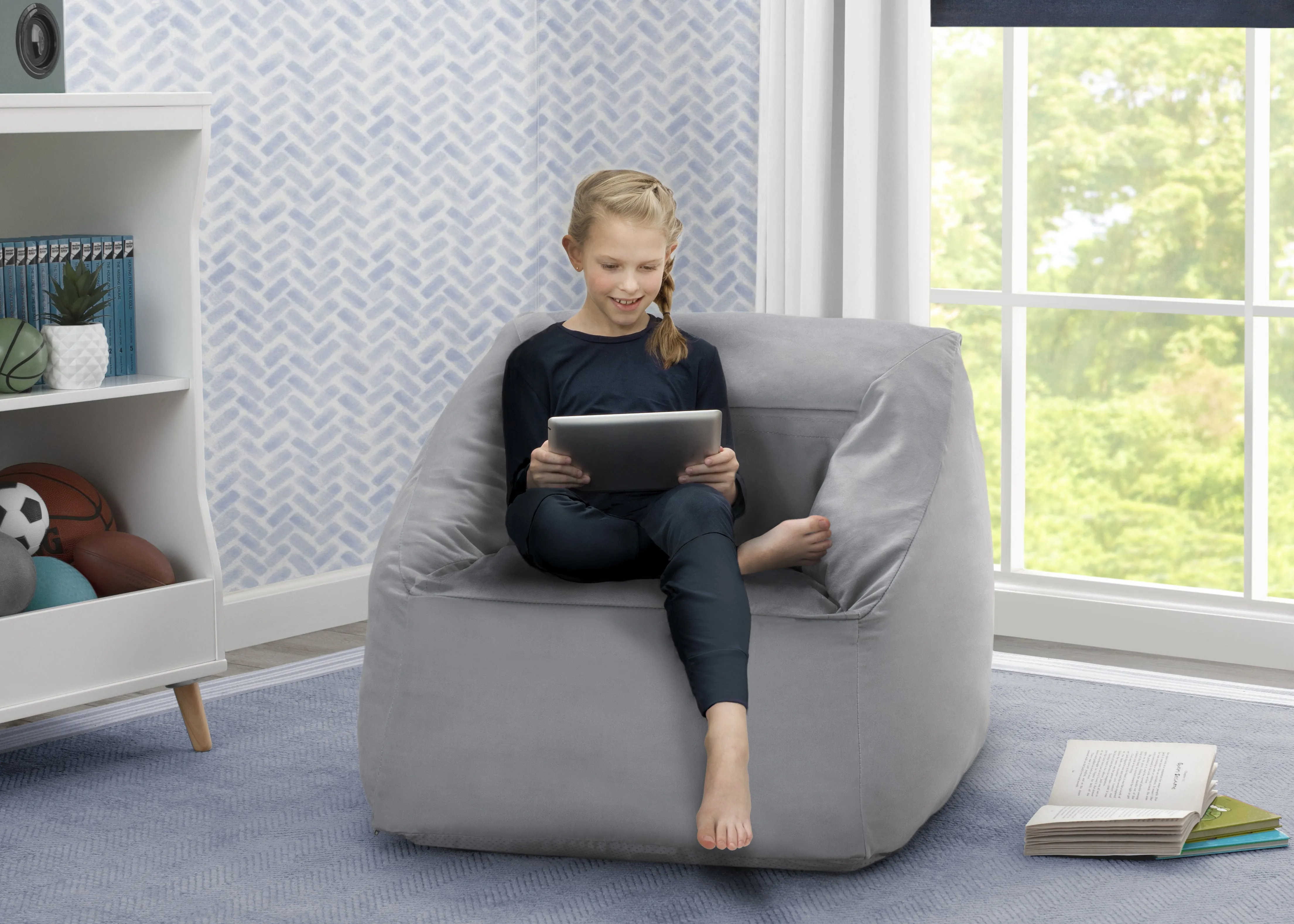 Cozee Cube Chair, Kid Size (For Kids Up To 10 Year Old)