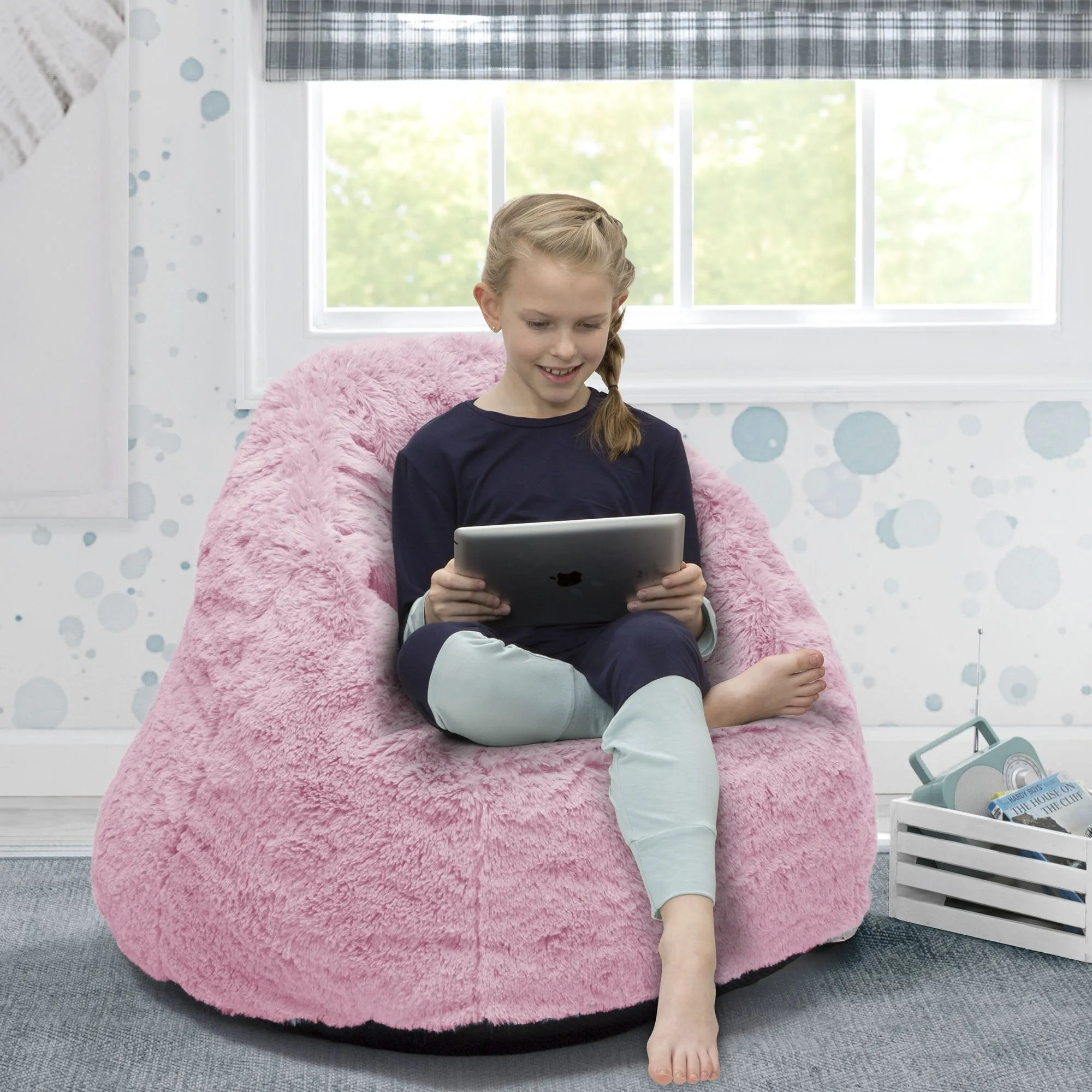 Cozee Fluffy Chair, Kid Size (For Kids Up To 10 Years Old)