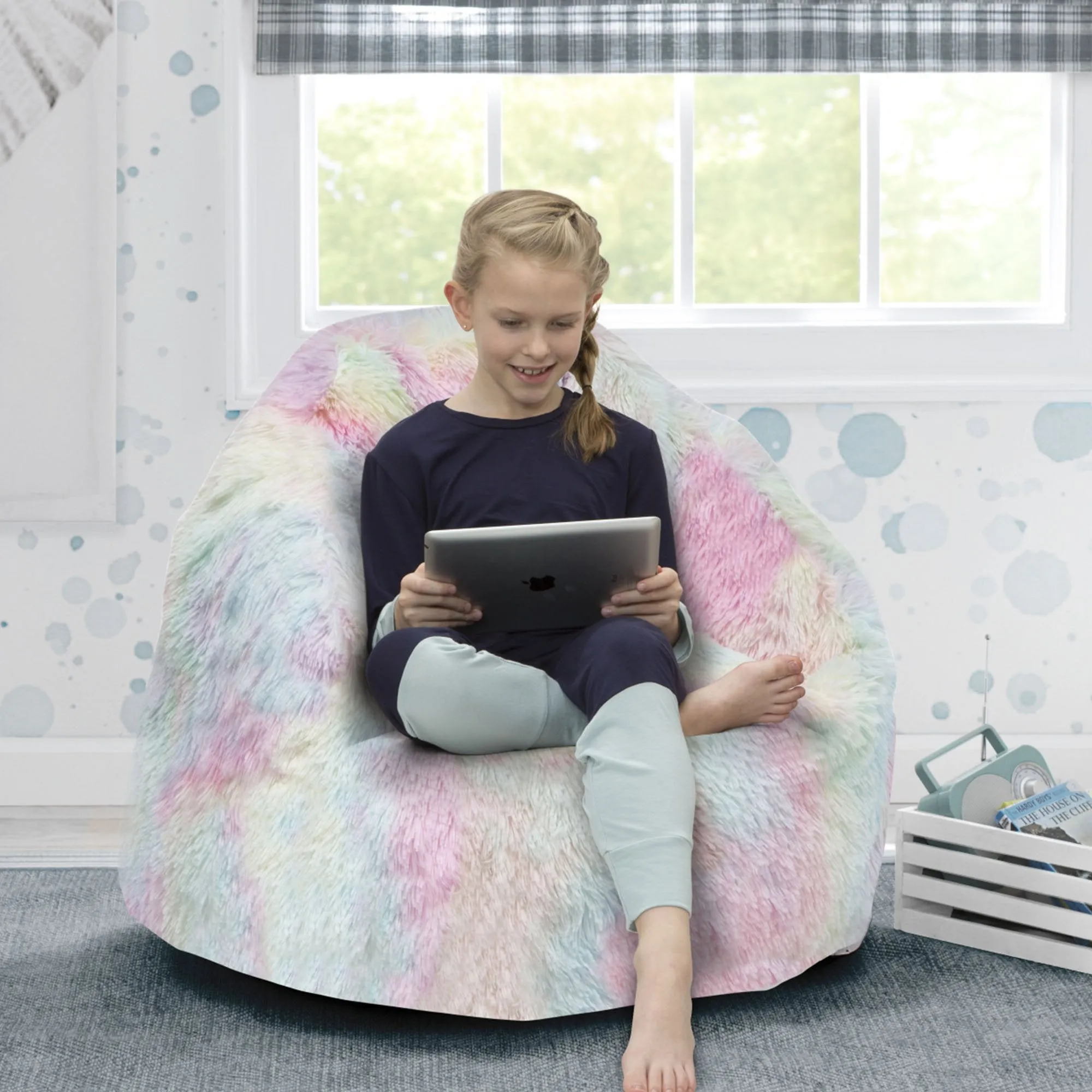 Cozee Fluffy Chair, Kid Size (For Kids Up To 10 Years Old)
