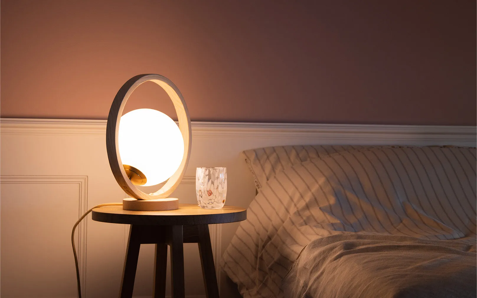 Loer Table Light