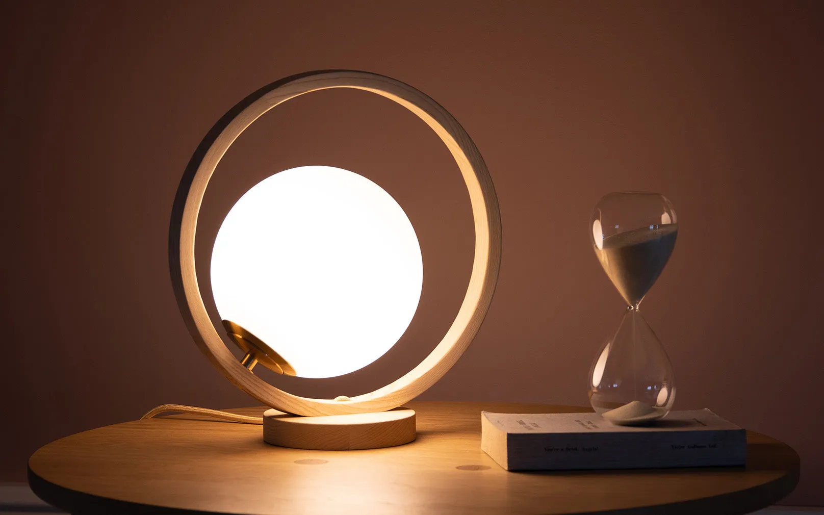 Loer Table Light