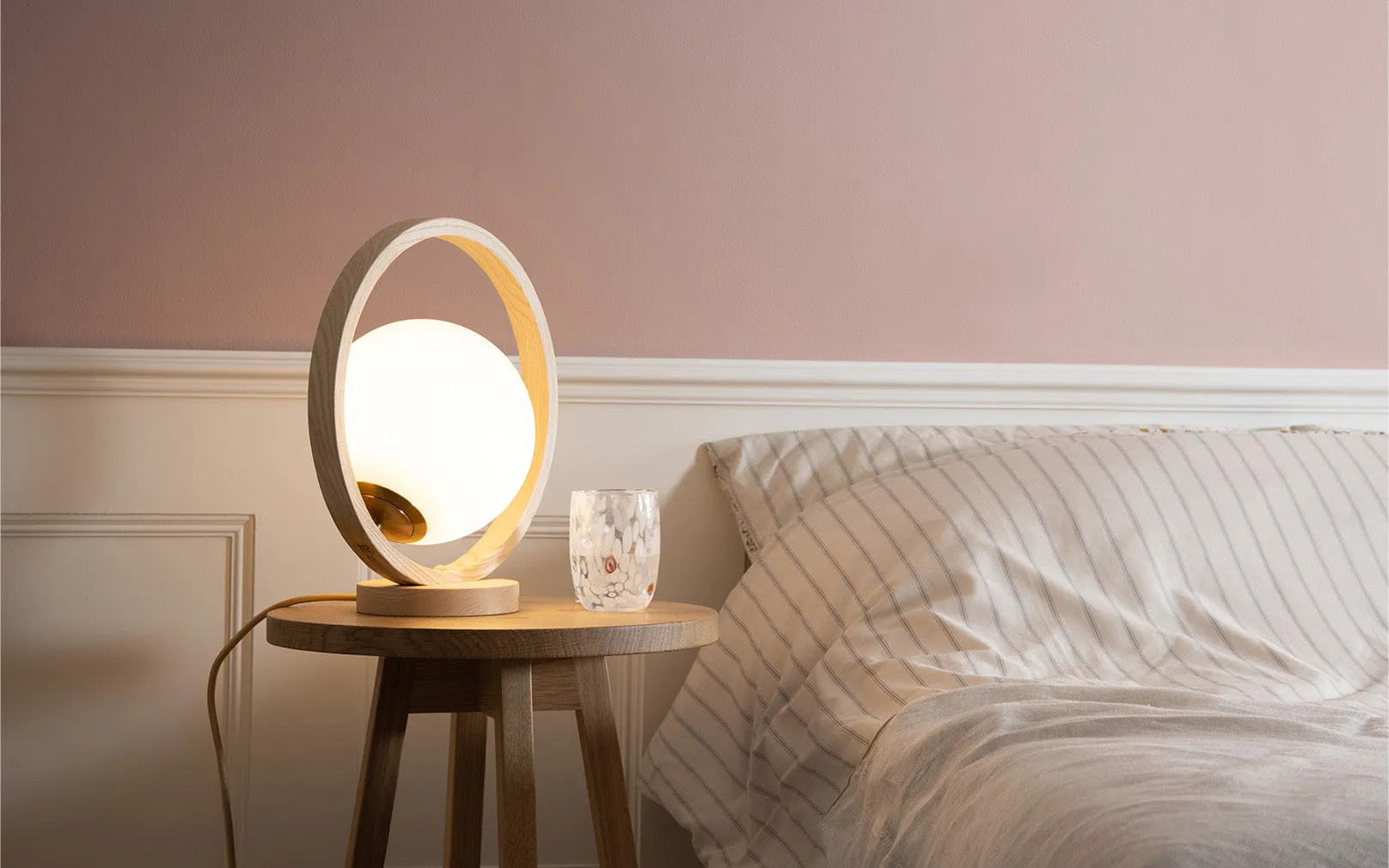 Loer Table Light