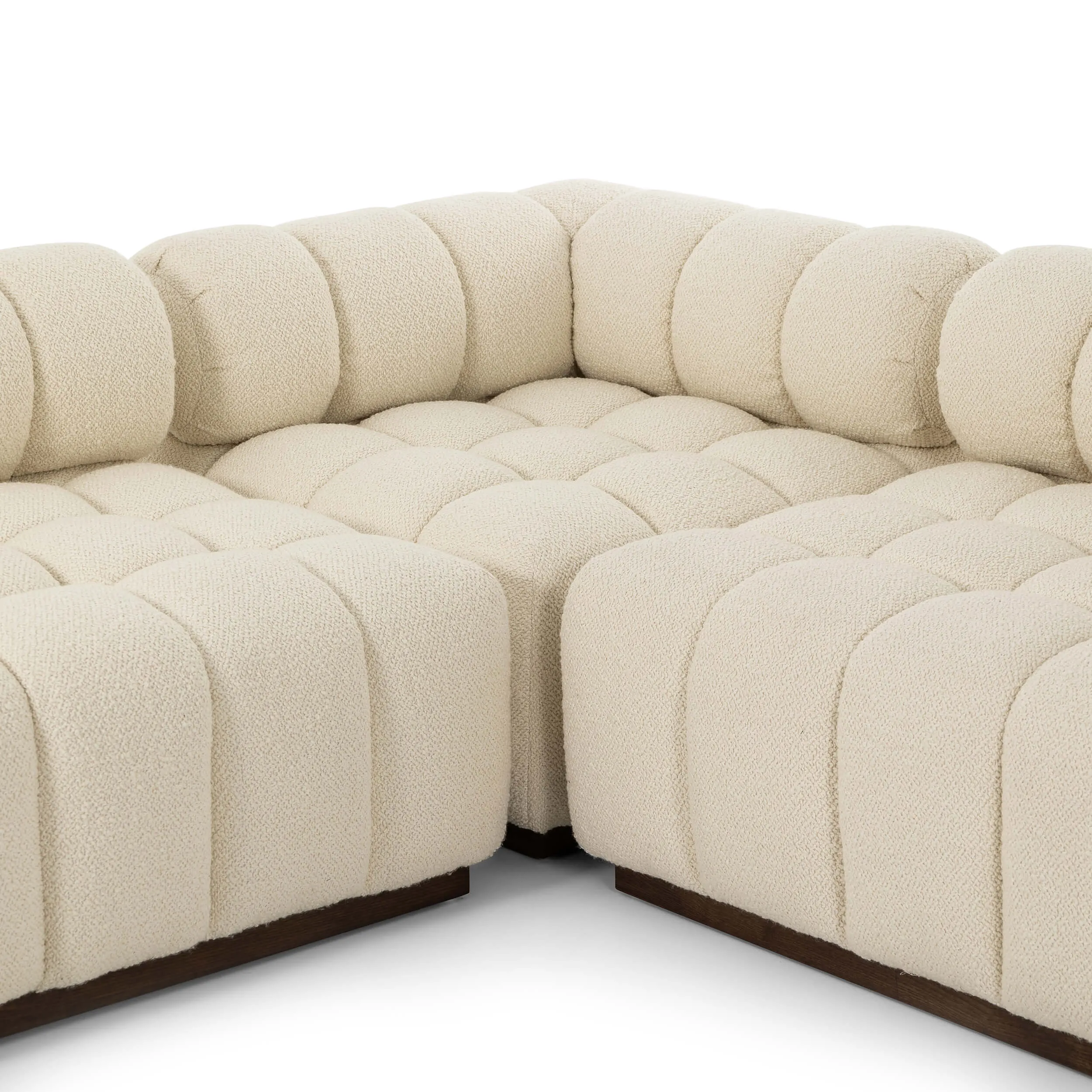 Roma 4-Piece Sectional w/Ottoman, Durham Cream